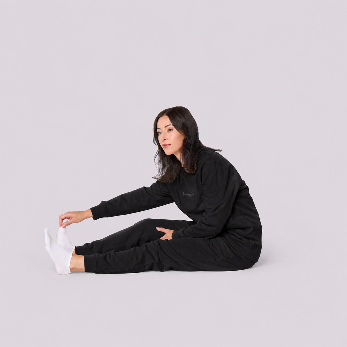 Women's Black Co-ord | Sweatshirt & Joggers